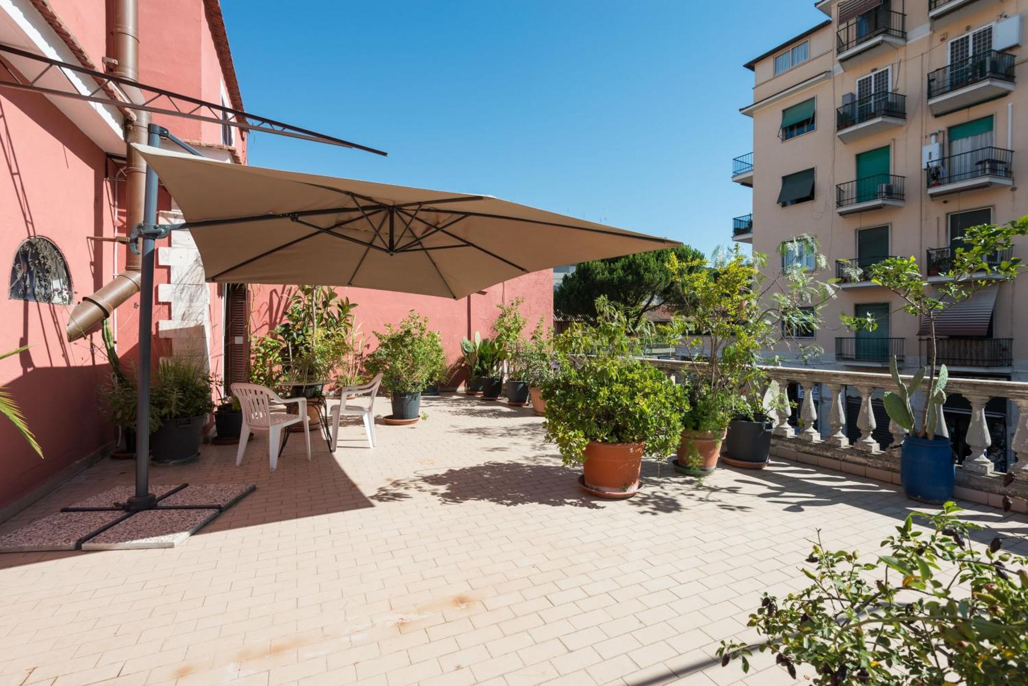 Bed and Breakfast Cornelia Penthouse Рим Екстер'єр фото