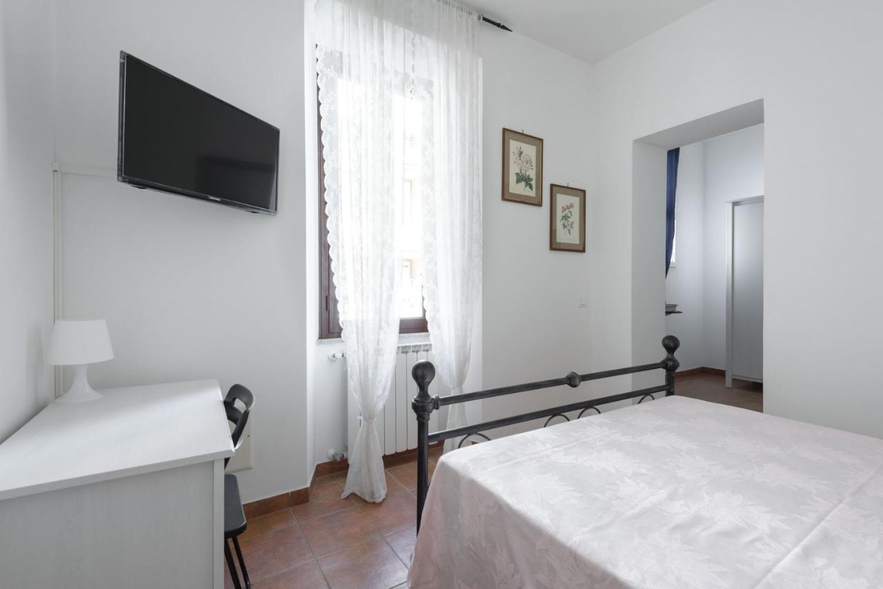 Bed and Breakfast Cornelia Penthouse Рим Екстер'єр фото